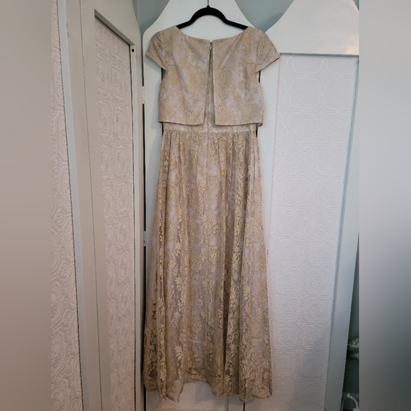 Adrianna Papell Floral Gold Lace Prom Maxi Dress - Picture 7 of 13